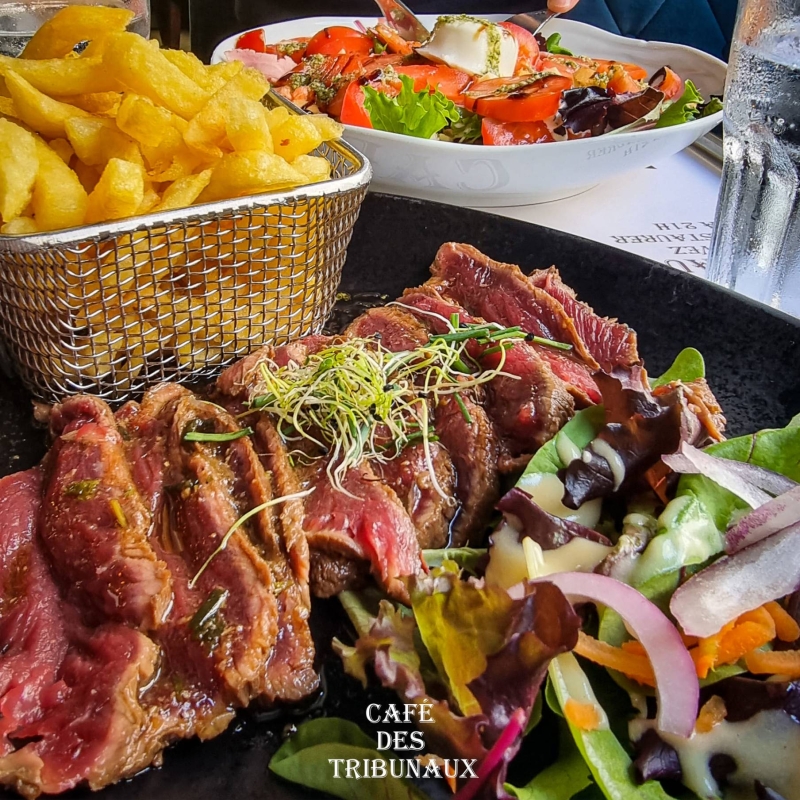 Le restaurant - Café des Tribunaux - Dieppe - Marché de Dieppe